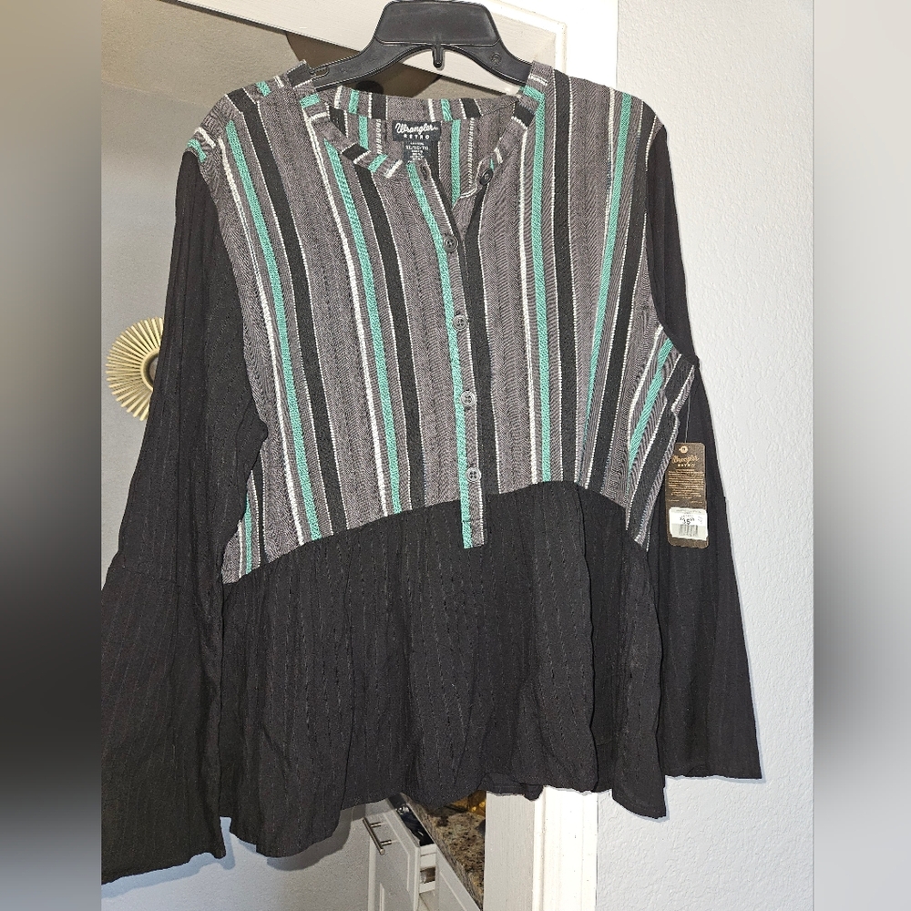 Wrangler Black Tunic with Teal & Gray Stripes